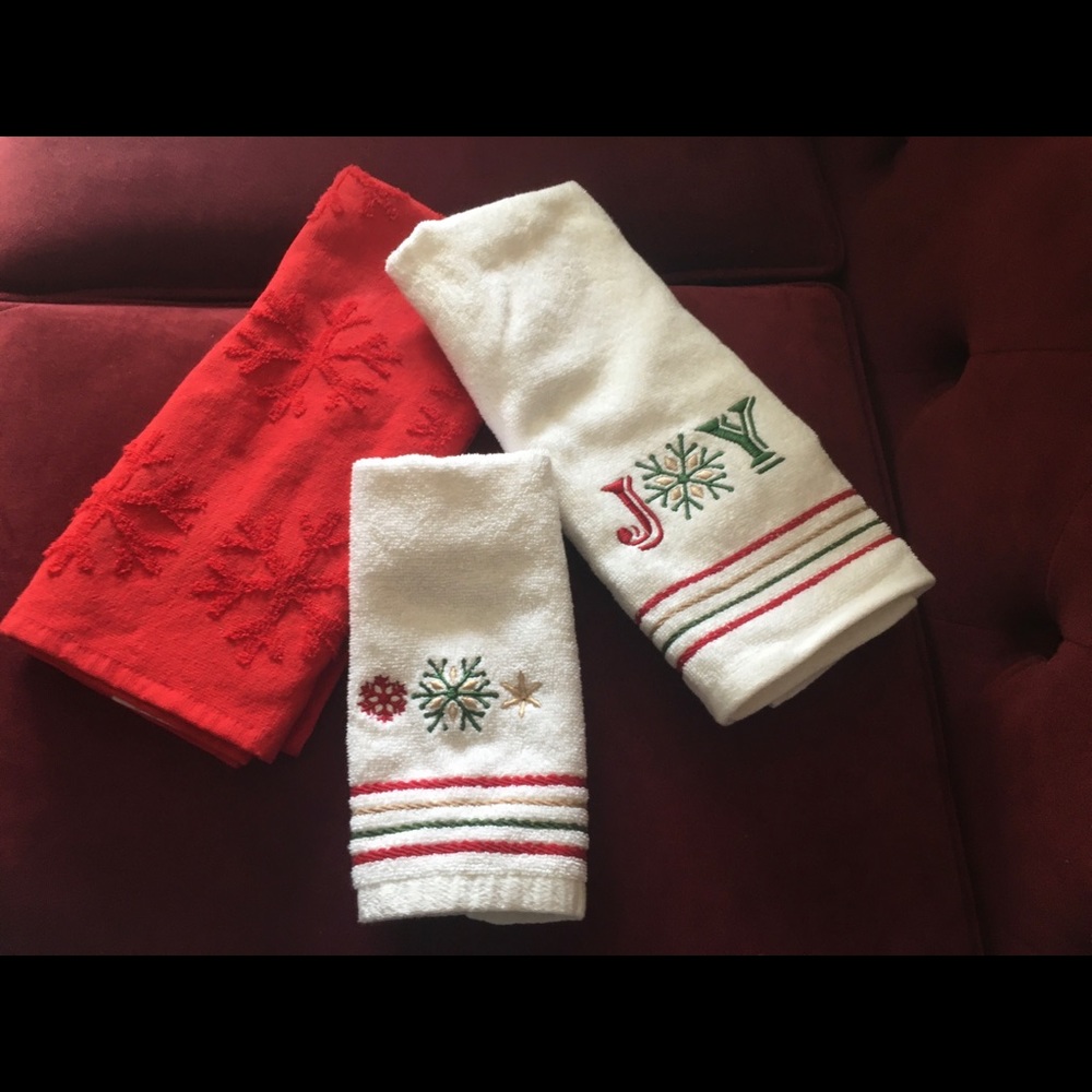NW HAPPY HOLIDAYS TOWELS SET OF 3